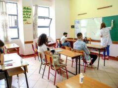 Programi “Pas shkolle”, Kumbaro: Mësuesit do të shpërblehen me 1000 lekë ora