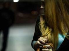 24-vjeçarja në panik, policia kërkon personin që e përndoqi me makinë dhe i publikoi të dhënat personale në rrjetet sociale