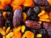 Të pasura me antioksidantë, cilat janë 4 frutat e thata që forcojnë zemrën, kockat dhe trurin