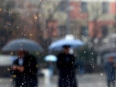 Kohë me vranësira të dendura dhe dëborë në zonat malore, parashikimi i motit për këtë të martë