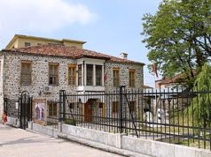 As turizmi nuk mjafton, në dy vite mbyllen mbi 500 biznese në Korçë