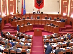 Sot seancë plenare, në fokus ligji për barazinë gjinore dhe zgjedhja e anëtarëve të Komisionit Rregullator të KQZ