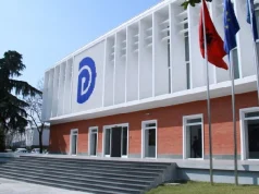 Opozitë e shitur/ Familjarët e deputetëve të PD miliona euro tendera dhe poste në pushtetin e Edi Ramës (emrat)