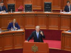 “Bëri deklarata fyese dhe denigruese ndaj ambasadorit të BE”, PS kërkon përjashtimin e Berishës nga punimet e Kuvendit