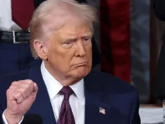 “Bastardë të çmendur, hapeni ngushticën e mallkuar!”, Trump kërcënon Iranin: Të martën do godasim termocentralin