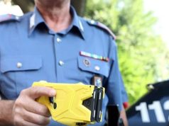 U qëllua me armë elektrike nga policia, vdes 42-vjeçari italian