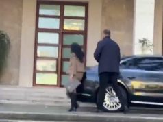 Lajm i fundit/ Zv.kryeministrja Belinda Balluku mbërrin në Kryeministri në mbledhjen e qeverisë