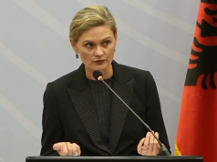 VanHorn: Do të ndjekim me këmbëngulje prioritetet e Presidentit Trump në Shqipëri