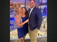 Binjaket e bashkuara Abby dhe Brittany Hensel shfaqen me një foshnjë, ngrenë pyetje mbi jetën e tyre private