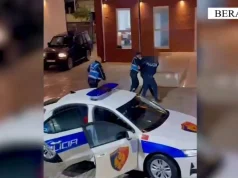 Plagosi me thikë një shtetas pas një konflikti, arrestohet 39-vjeçari në Berat