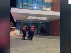 Shiste kokainë në Elbasan, arrestohet në flagrancë 37-vjeçari, në pranga dhe miku i tij për moskallëzim krimi