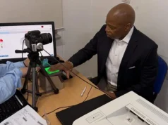 Foto-lajm/ Pak ditë pas marrjes së nënshtetësisë shqiptare, ish-kryebashkiaku i New Yorkut, Eric Adams regjistrohet si banor i Tiranës