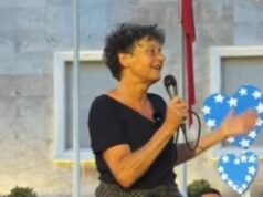 Eurodeputetja holandeze, Tineke Strik i bashkohet protestës: Qeverisja duhet të dëgjojë qytetarët e saj! Fjala juaj do dëgjohet edhe në Bruksel