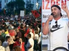 Protestuesi ironizon listat e mbyllura të PS-PD: Zemra më thoshte voto Zegjinenë, mendja më thoshte voto të ardhmen me Berishën 83 vjeç