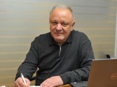 Mjekësia shqiptare në zi, shuhet neonatologu i njohur Edi Tushe
