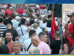 “Kur na menduan të vdekur ne u ngritëm mbi varr”/ protestuesi flet me vargje: Europë, do ju duhemi ne heronjtë që do të ngrenë këtë botë të vrarë