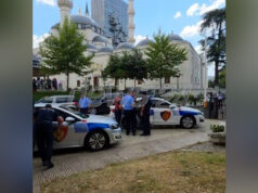 Tensionet në protestën para Kuvendit, momenti kur policia shoqëron Dritan Goxhajn