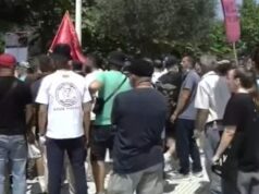 Protestuesit nuk ndalin revoltën para Parlamentit: Arresto Ballukun!