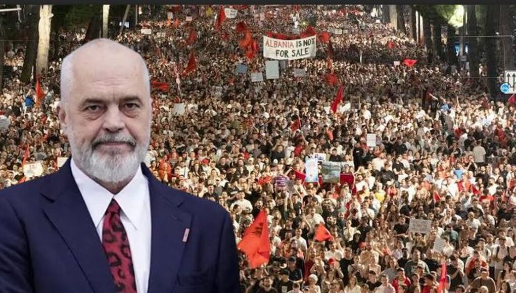 Edi-Rama-protesta1