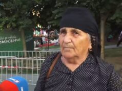 Dele e shtazë është ai që nuk del para popullit”, nënë Liza në protestën kundër Ramës
