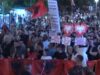 Bashkohuni me ne”/ Marshimi në Tiranë, protestuesit kërkojnë dorëheqjen e panegociueshme të Ramës: Poshtë patronazhistët